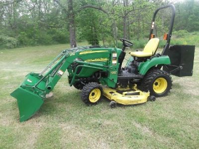 2008 John Deere 2305 4WD w/Loader Deck Ballast Box