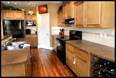 Evergreen House for Sale: 70 Everridge CO SW - Price REDUCED!