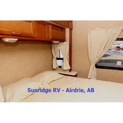 2013 Pursuit 31BD - $94,995.00