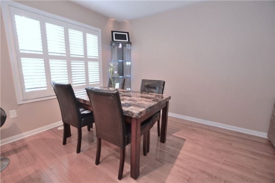 2 Bedroom Freehold Town Home for Sale in Coates, Milton