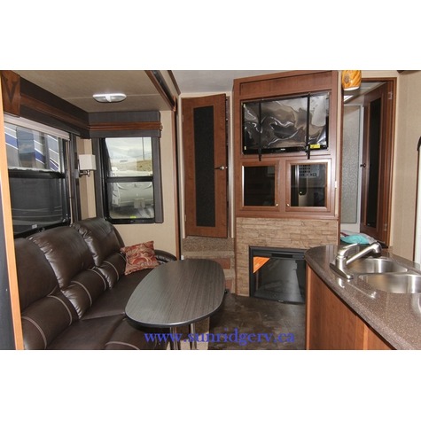 2014 Voltage 3305 - $62,995.00