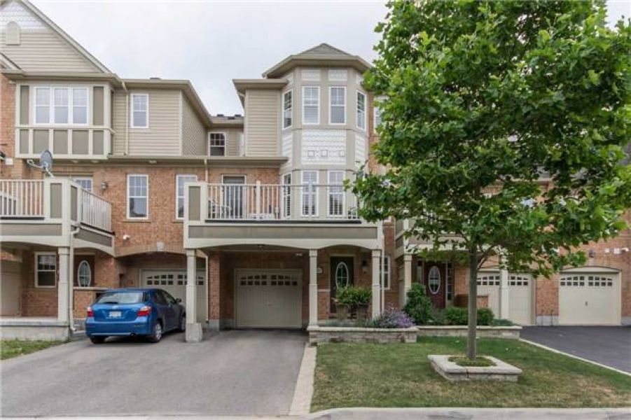 Freehold Energy Star Rated 2 Bedroom Village Town House for Sale in Harrison, Milton