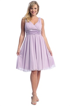 Get fashionable and modern look with wholesale dresses