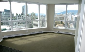 AVAILABLE IMMEDIATELY 2 BEDROOM APARTMENT FOR RENT