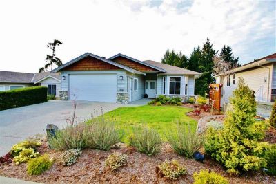 Attractively Updated Ocean View Home