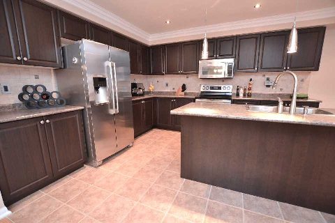 4 Bedroom Luxury Detached for Sale in Milton