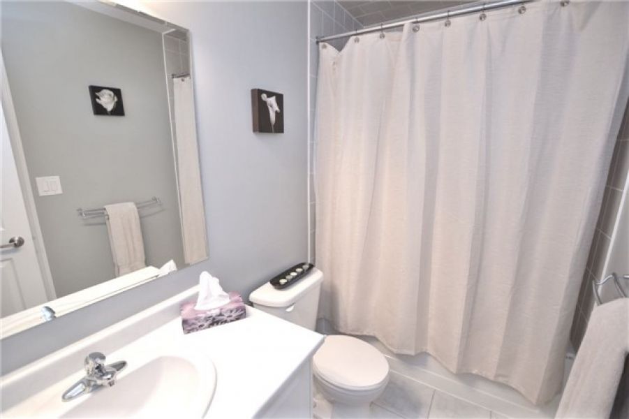 2 Bedroom Freehold Village Town Home for Sale in Harrison,Milton