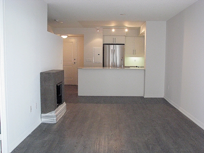 1 Year New Luxurious 'King West' Condo