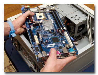 Computer Squad - Alternative to Geek Squad Repair in Toronto