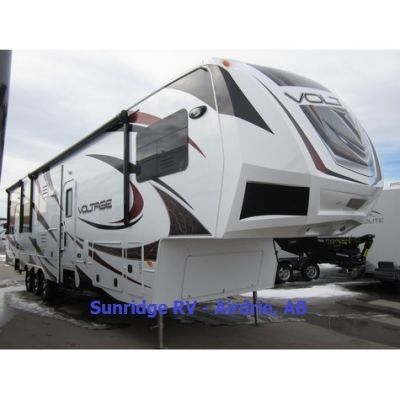 2013 Voltage 3905, Toy Hauler - $79,995.00