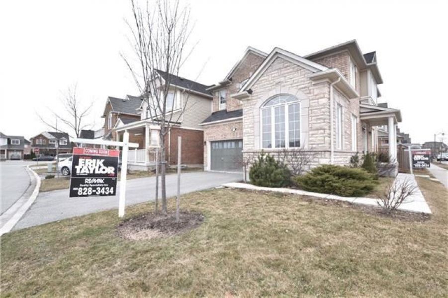 4 Bedroom Detach Home for Sale in Coates, Milton