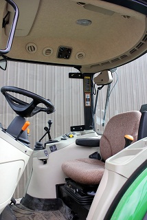 $13,200 - 2010 John Deere 4720 w/ Loader, Buckets, Snowblower