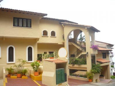 Club Vista Grande 2BDR – Intimate resort complex