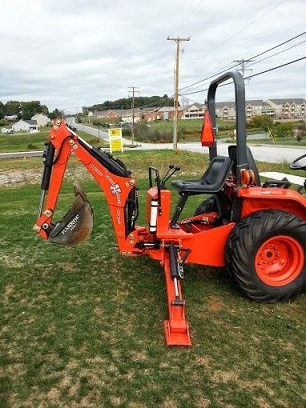 2003 Kubota B2410 TLB 4WD