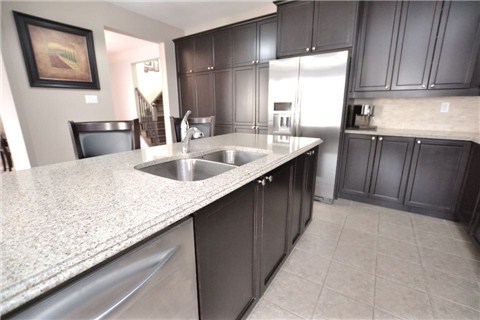 4 Bedroom Detached Home For Sale in Harrison, Milton