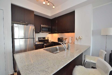 One Bedroom Condo Apartment For Sale In Mississauga
