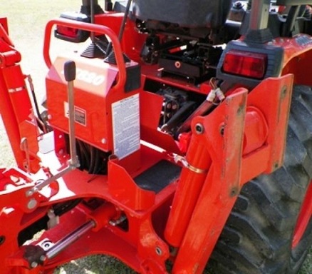 2012 Kubota B26 TLB HST 4WD