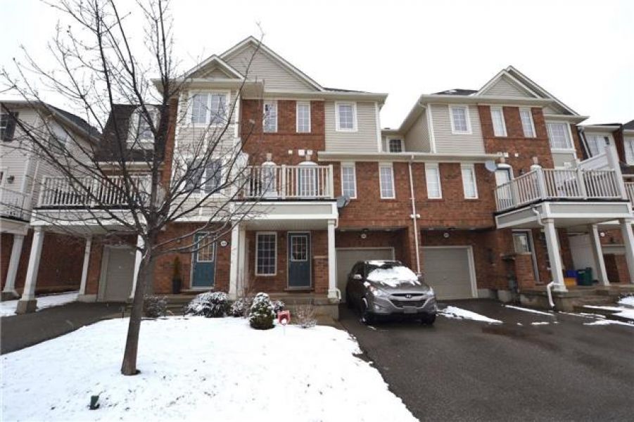 2 Bedroom Town Home for Sale in Coates, Milton