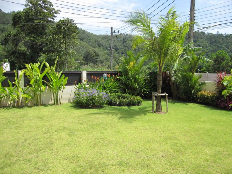 Phuket 5 Star 5 Bedroom Pool Villa Bargain Priced