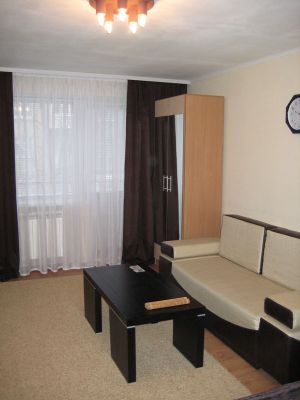 Stylish apartment flat for daily rent in the center of Lugansk Ukraine 