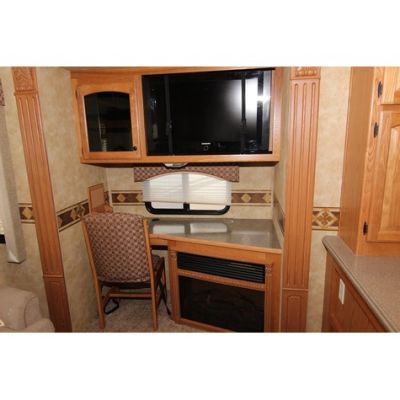 2010 Bighorn 3670RL,Fifth Wheel - $44,995.00