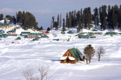 Travel package for Jammu Kashmir houseboat Tour Packages India- 22500 INR    