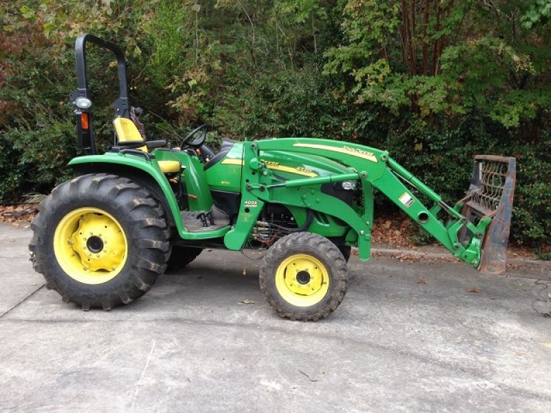 2006 John Deere 4720 4x4 66HP Loader Bucket