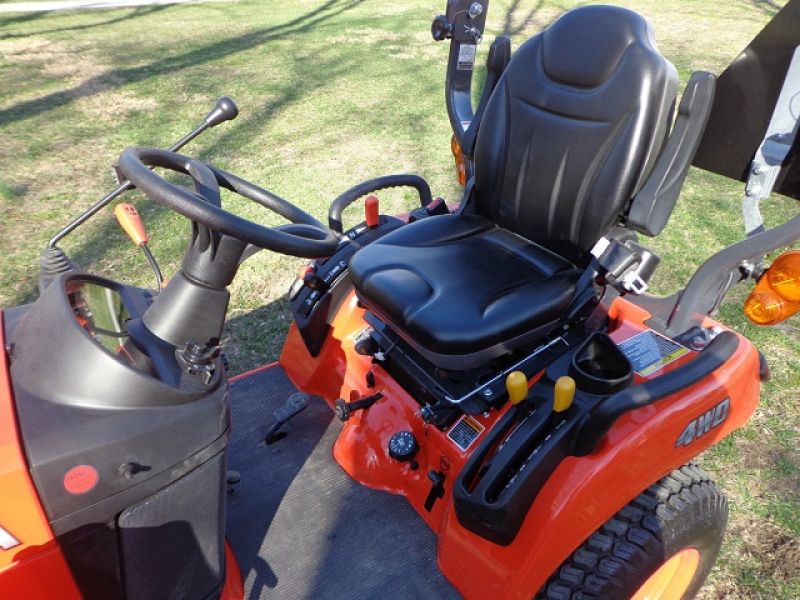 2013 Kubota BX2370 4X4 with loader