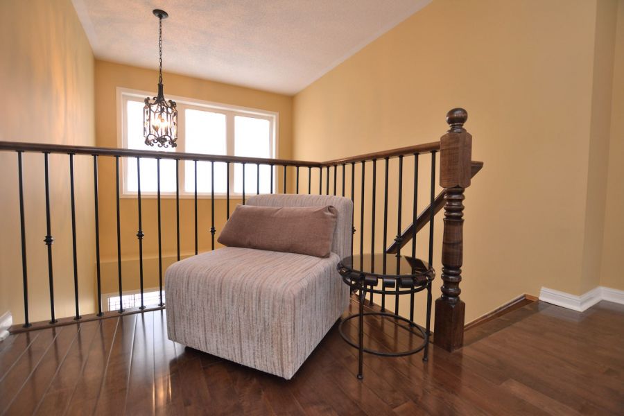 4 Bedroom Luxury Detached for Sale in Milton    