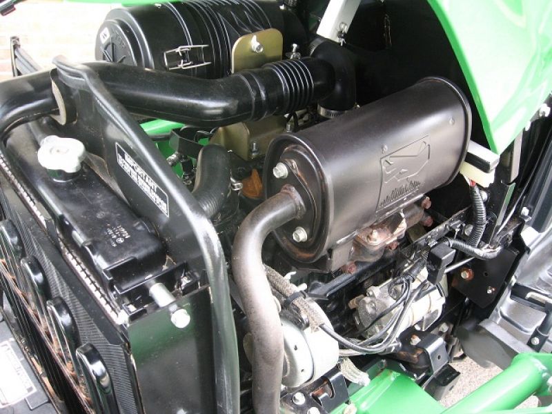 2009 John Deere 2320 diesel 4x4