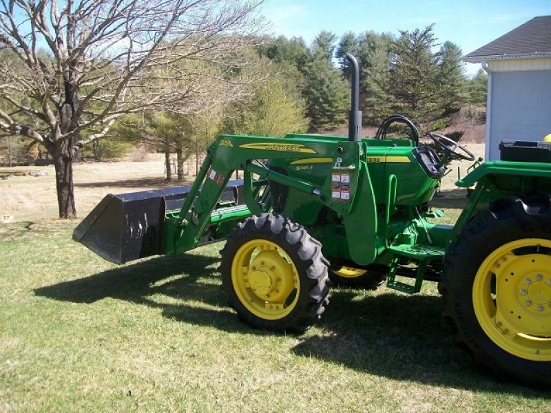 = $4,540 =2011 John Deere 5045E 4WD 50HP Loader