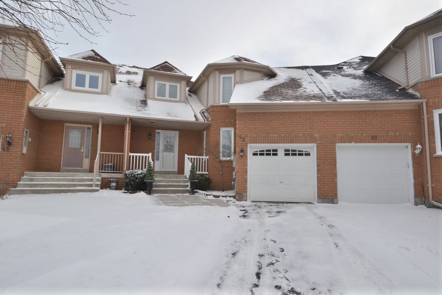 3 Bedroom Town Home for Sale in Sandringham-Wellington, Brampton 