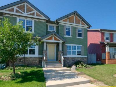 PRICE REDUCED! Evergreen House for Sale: 126 Everwillow CI SW