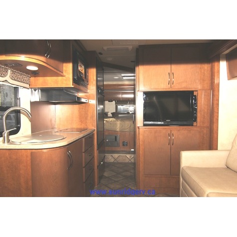 2014 Siesta Sprinter 24SR - $99,995.00