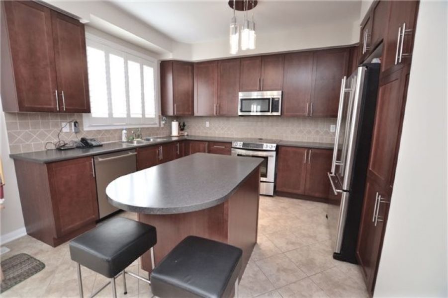 4 Bedroom Detach Home for Sale in Harrison, Milton