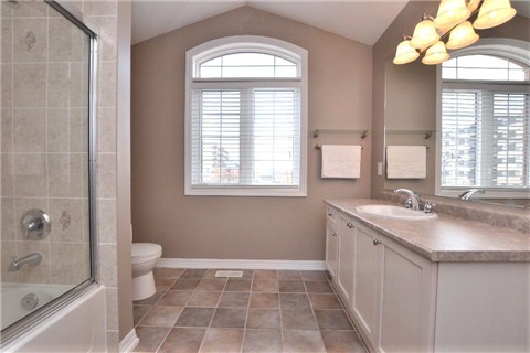 3 Bed/3 Bath Town Home for Sale in Scott, Milton