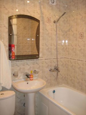 Stylish apartment flat for daily rent in the center of Lugansk Ukraine 