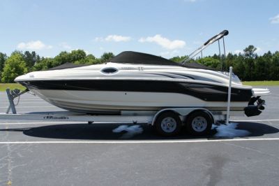 2004 Sea Ray 240 Sundeck Mercruiser 5.0 MPI 260 HP