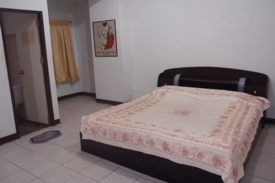 Thailand Pattaya Jomtien Beach 11 Room Guesthouse for Sale