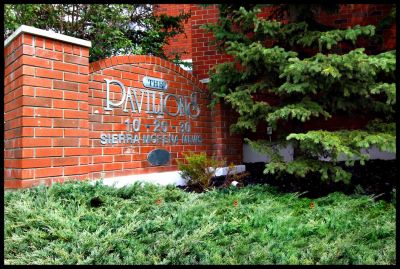 Richmond Hill Condo for Sale: 209 10 Sierra Morena ME SW