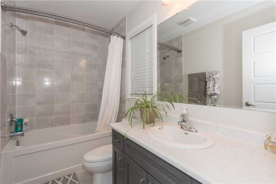 3 Bedroom Freehold Detached Mattamy Home For Sale in Ford Milton