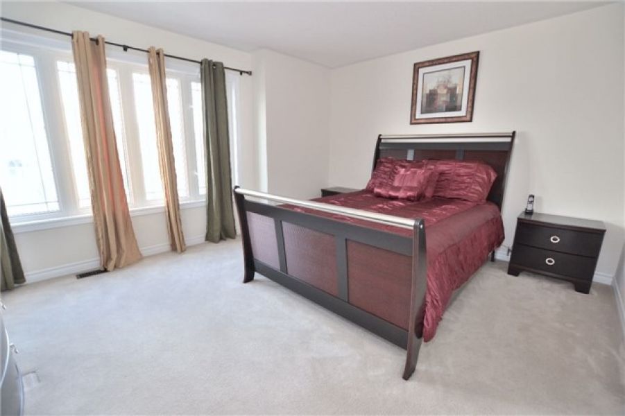 4 Bedroom Detach Coscorp Home for Sale in Willmont, Milton