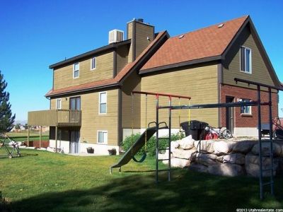 Luxury homes- Condos for sale in Mississauga - Brampton - Oakville