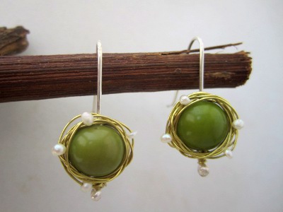 Vegetable ivory jewellery from Latin America