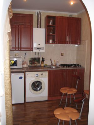 Cozy apartment for daily rent in the center of Lugansk Ukraine
