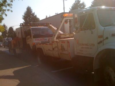 Towing Abbotsford Truck Tracter Car Forklift  and Equipment removal