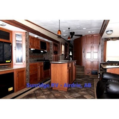 2013 Denali 330RLS - $52,995.00