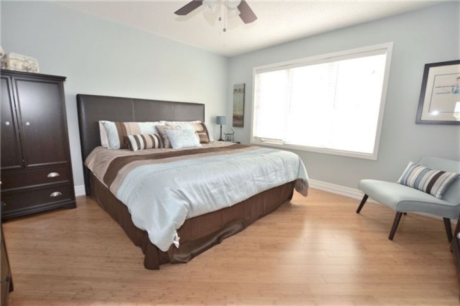 4 Bedroom Detach Home for Sale in Coates, Milton