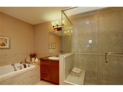 McKenzie Towne House for Sale: 119 Elgin Estates HL SE