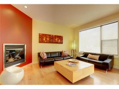 Evergreen House for Sale: 15 Evergreen AV SW